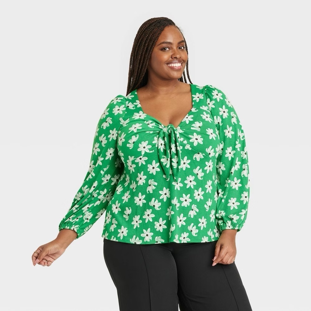 Ava & Viv Green Floral Long Sleeve Sweetheart Tie-Front Top 4X